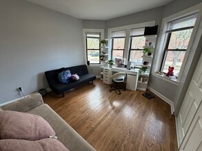 3219 W Balmoral Ave, Unit 1 in Chicago, IL - Building Photo - Building Photo