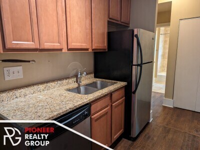property at 3449 N Wolcott Ave