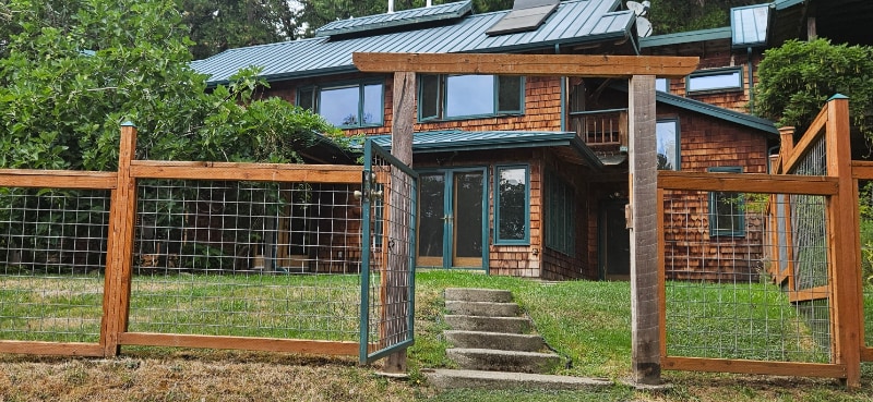 35710 BLM Rd 20-2-28 in Cottage Grove, OR - Building Photo