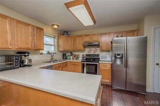 13 Red Coat Way Ct in O'Fallon, MO - Building Photo - Building Photo