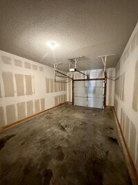 10325 Parkview Ave photo'