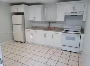 4901 SW 98th Avenue Rd in Miami, FL - Building Photo - Building Photo