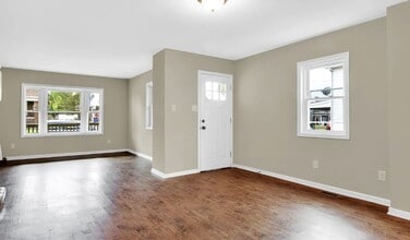 5 E Beale Ave in Enola, PA - Building Photo - Building Photo