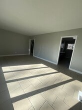 17326 Park Ave in Lansing, IL - Building Photo - Building Photo