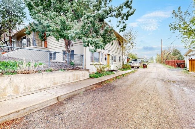 415 Alpine Ave.
