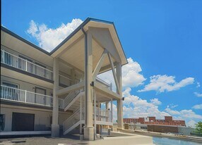 Monarch at Bessemer in Bessemer, AL - Building Photo