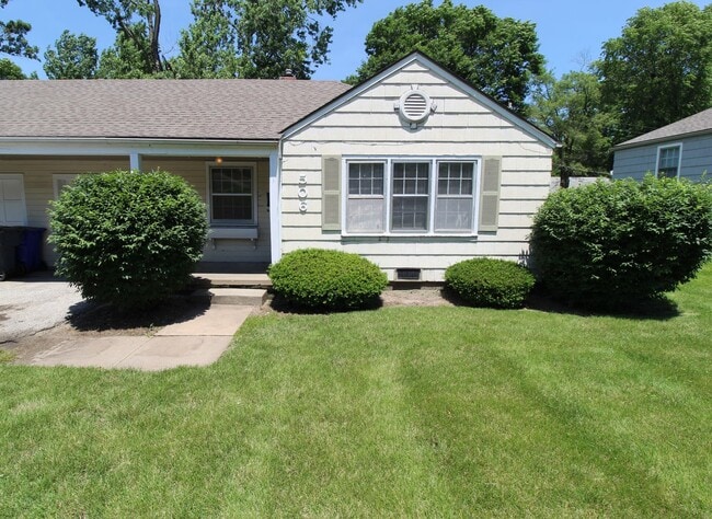 property at 506 E Glendale St