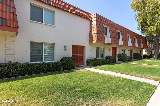4004 N Granite Reef Rd in Scottsdale, AZ - Building Photo - Building Photo