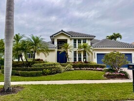 7686 La Corniche Cir in Boca Raton, FL - Building Photo