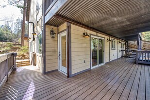 2116 Bernina Dr in Pine Mountain Club, CA - Building Photo