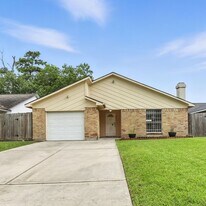8611 Valley Ledge Dr in Houston, TX - Building Photo