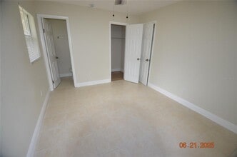2432 Greenwood St in Deltona, FL - Building Photo - Building Photo