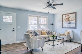 2204 Emerson Pl in Durham, NC - Building Photo - Building Photo