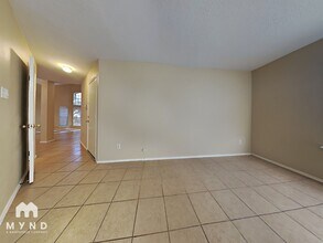 2530 Chestnut Mills Rd in Houston, TX - Building Photo - Building Photo