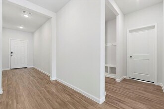 5815 Jade Crest Ct in Montgomery, TX - Building Photo - Building Photo