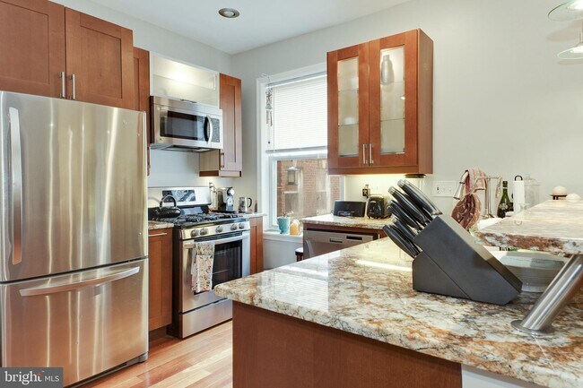 4120 14th St NW-Unit -31 in Washington, DC - Foto de edificio - Building Photo