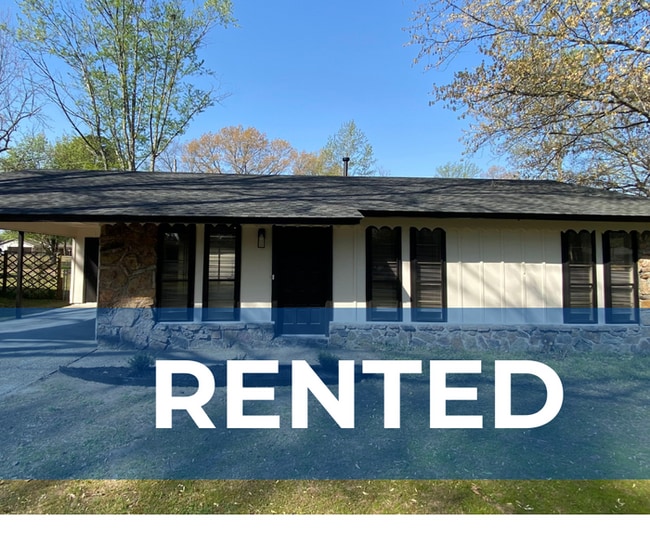 property at 633 Paul Pl