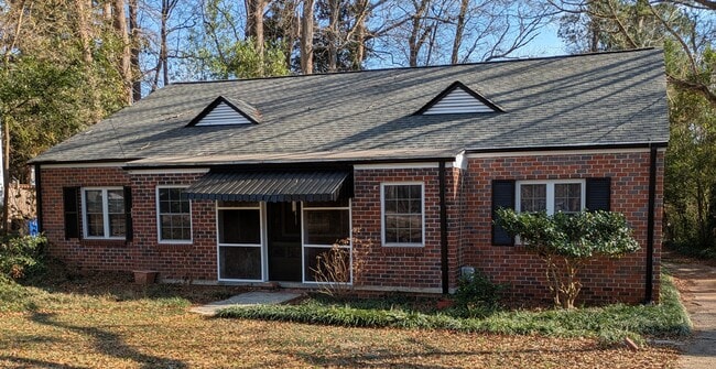 184 Garden Ln, Unit Left