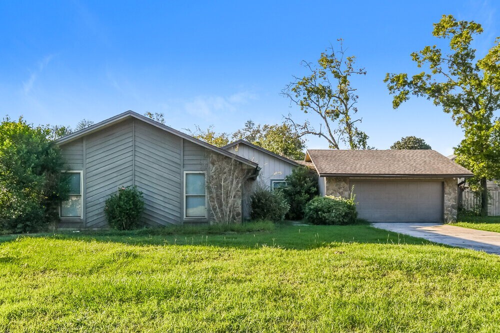 810 Hardwood St in Orange Park, FL - Building Photo