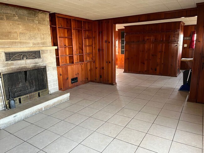 15755 IL-109 in Dow, IL - Building Photo - Building Photo