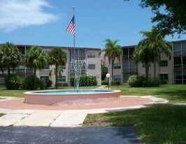 4334 NW 9th Ave, Unit 72D in Pompano Beach, FL - Building Photo