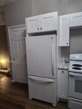 96 Poquonock Ave in Windsor, CT - Building Photo - Building Photo