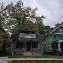 1534 E 133rd St in East Cleveland, OH - Building Photo