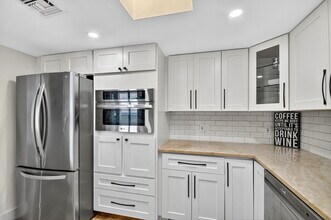 3610 S Ocean Blvd in South Palm Beach, FL - Building Photo - Building Photo