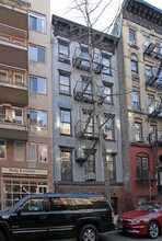 264 E 10th St in New York, NY - Foto de edificio - Building Photo