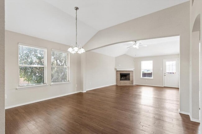 5421 Northfield Dr in Fort Worth, TX - Building Photo - Building Photo