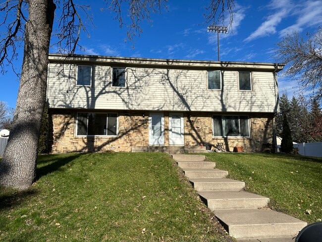 property at 1364 Poppyseed Dr