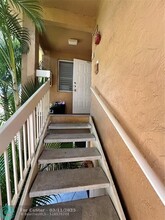 724 NW 92nd Ave in Plantation, FL - Building Photo - Building Photo