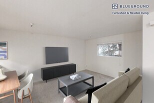 121 Roble Rd, Unit SI FL3-ID11801A in Walnut Creek, CA - Building Photo