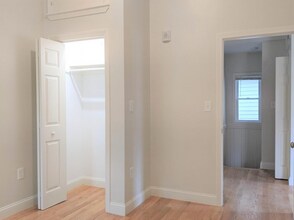 44 Cogswell Ave, Unit 2 in Cambridge, MA - Building Photo - Building Photo