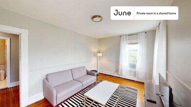 Private bedroom in 4 bed/2 bath Home in Boston, MA - Building Photo - Building Photo