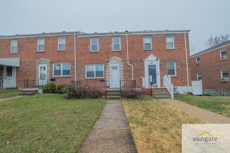 8533 Oak Rd in Parkville, MD - Building Photo