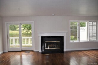 42 Clarewood Dr in Hastings On Hudson, NY - Building Photo - Building Photo