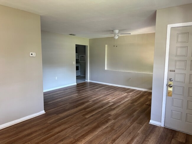 3 N Wadsworth Ave in Beverly Hills, FL - Building Photo - Building Photo
