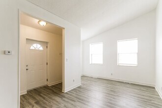 2199-2199 Amherst Ave in Columbus, OH - Building Photo - Building Photo