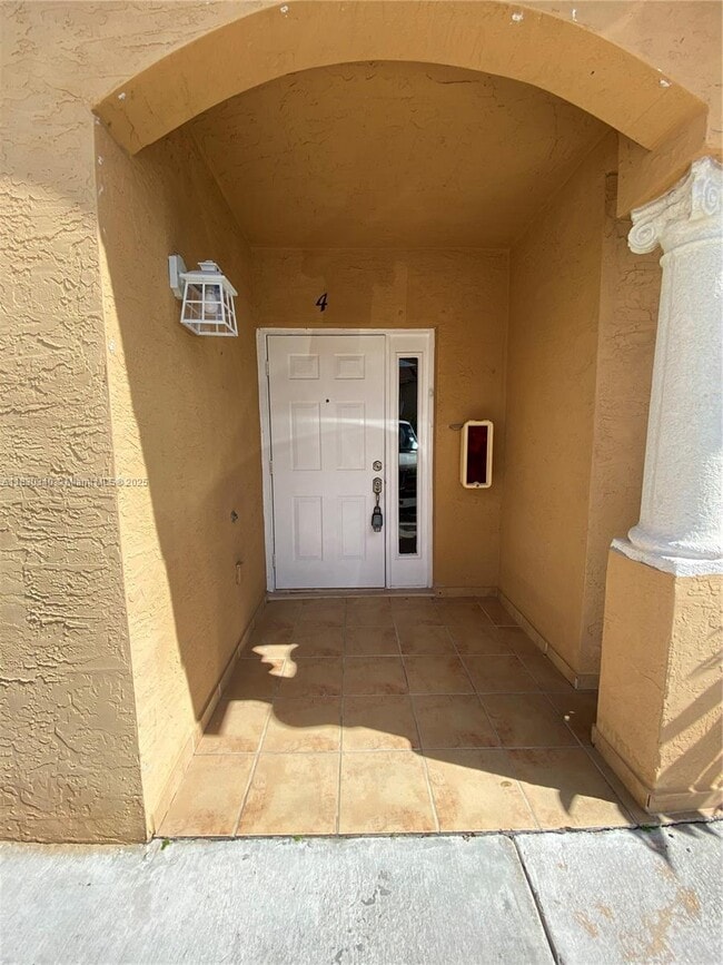 3503 W 76th St in Hialeah, FL - Building Photo - Building Photo