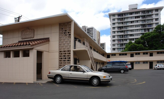 909 University Ave in Honolulu, HI - Building Photo - Building Photo