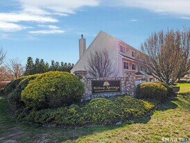 31 Willow Springs in New Milford, CT - Building Photo