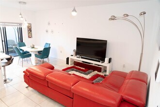 1176 SW 7th Ct in Florida City, FL - Building Photo - Building Photo