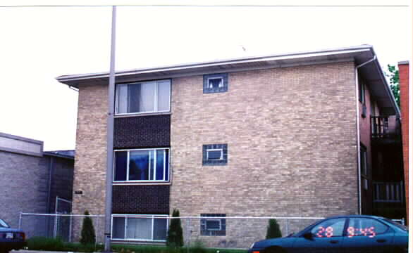 1819 N Mannheim Rd in Stone Park, IL - Building Photo