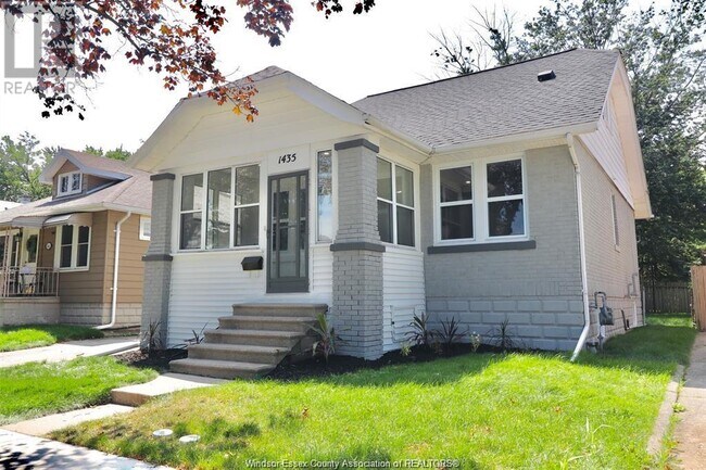 1435 Ellrose Ave