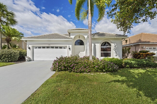 property at 3198 SE Carrick Green Ct