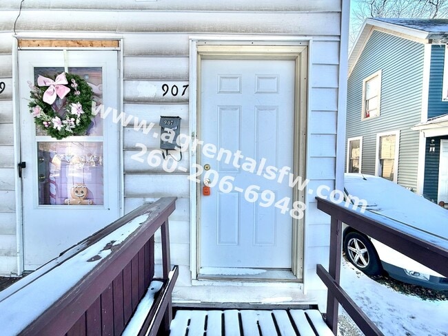 907 Lincoln Ave in Fort Wayne, IN - Building Photo - Building Photo