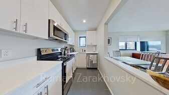 85 Sutherland Rd in Boston, MA - Building Photo