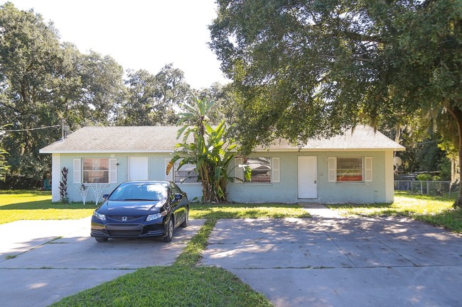 Palmetto Duplex Portfolio in Palmetto, FL - Foto de edificio - Building Photo