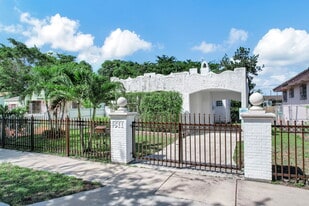 511 NW 44th St, Unit 1 in Miami, FL - Building Photo